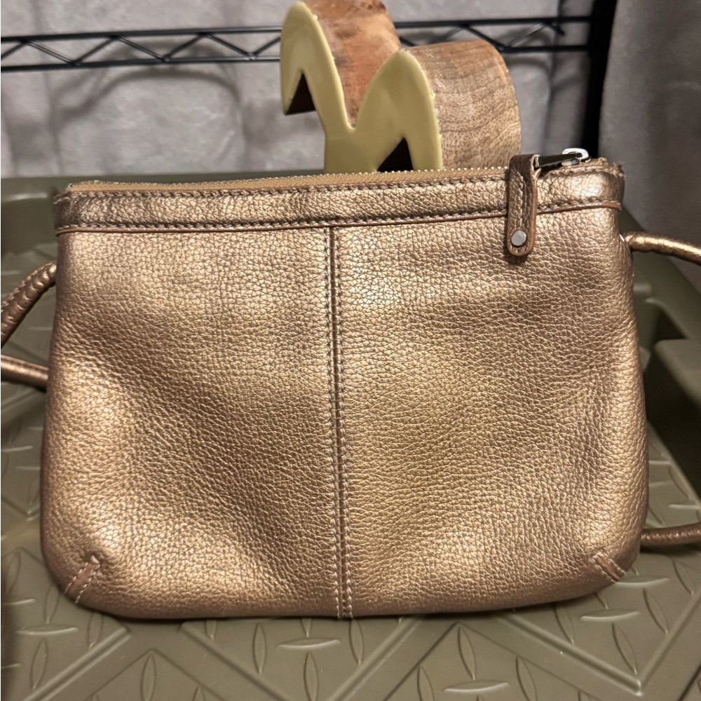Tignanello Metallic Rose Gold Leather Crossbody - Picture 2 of 4